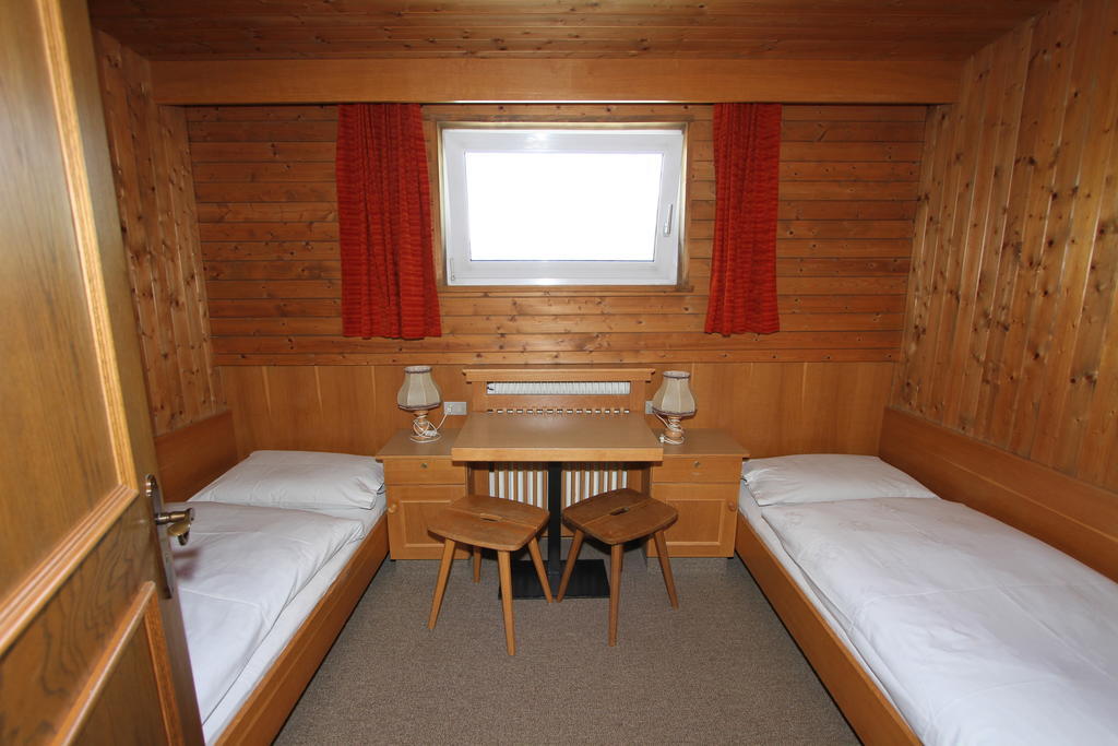 Garni Bergsteiger Hotel Sexten Værelse billede